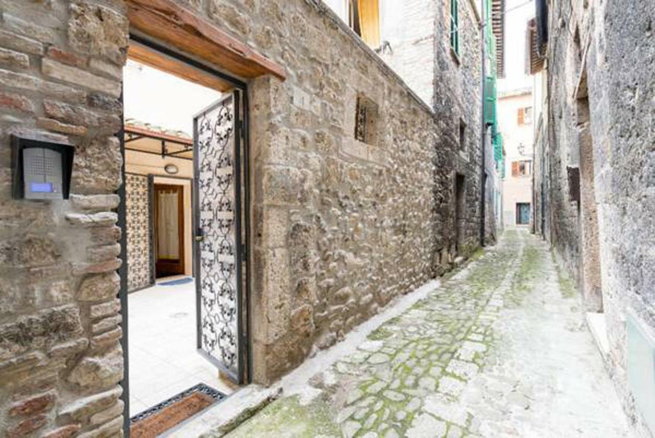 Maisonrua' Acomodação com café da manhã Ascoli Piceno Exterior foto